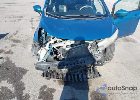 2015 Nissan Versa Note Sv z USA, uszkodzony, nr VIN 3N1CE2CP6FL396095